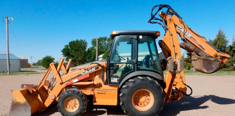 2005 Case 590 Super M - Image 8