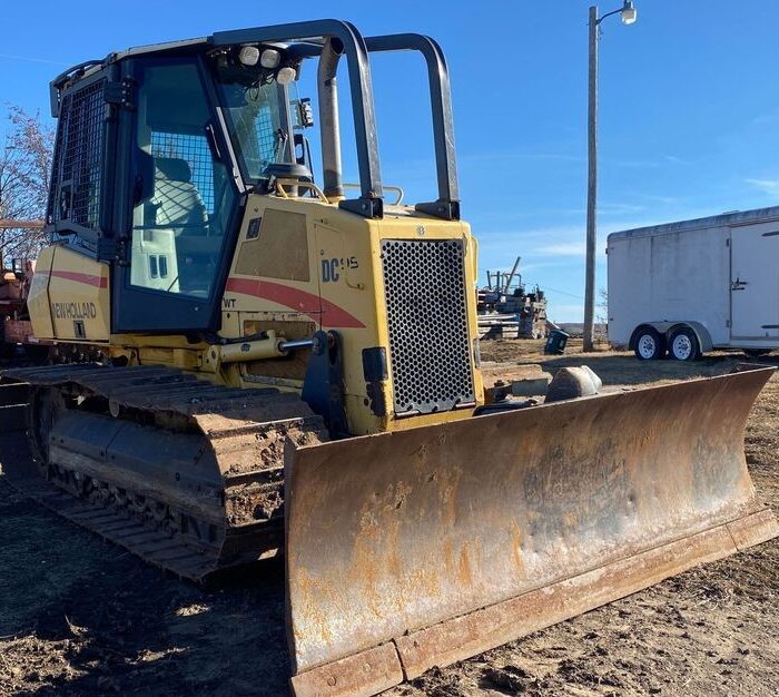 2004 New Holland DC95